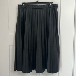 J Crew black faux leather pleated midi skirt NWT size 8